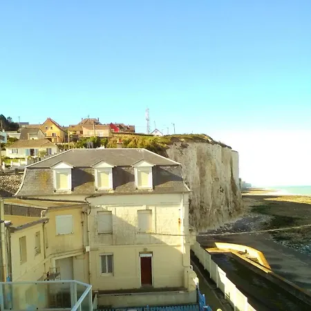 Apartman D'une A A 500 M De La Plage Avec Vue Sur La Mer Et Jardin Clos Ault